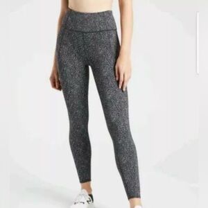 Athleta Lightning Static 7/8 Tight Yoga Fitness Pant #511146 Size Medium Black